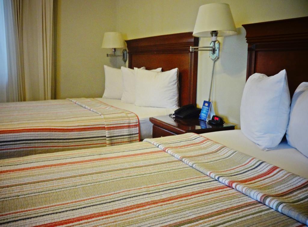 Hotel El Almendro Манагуа Экстерьер фото